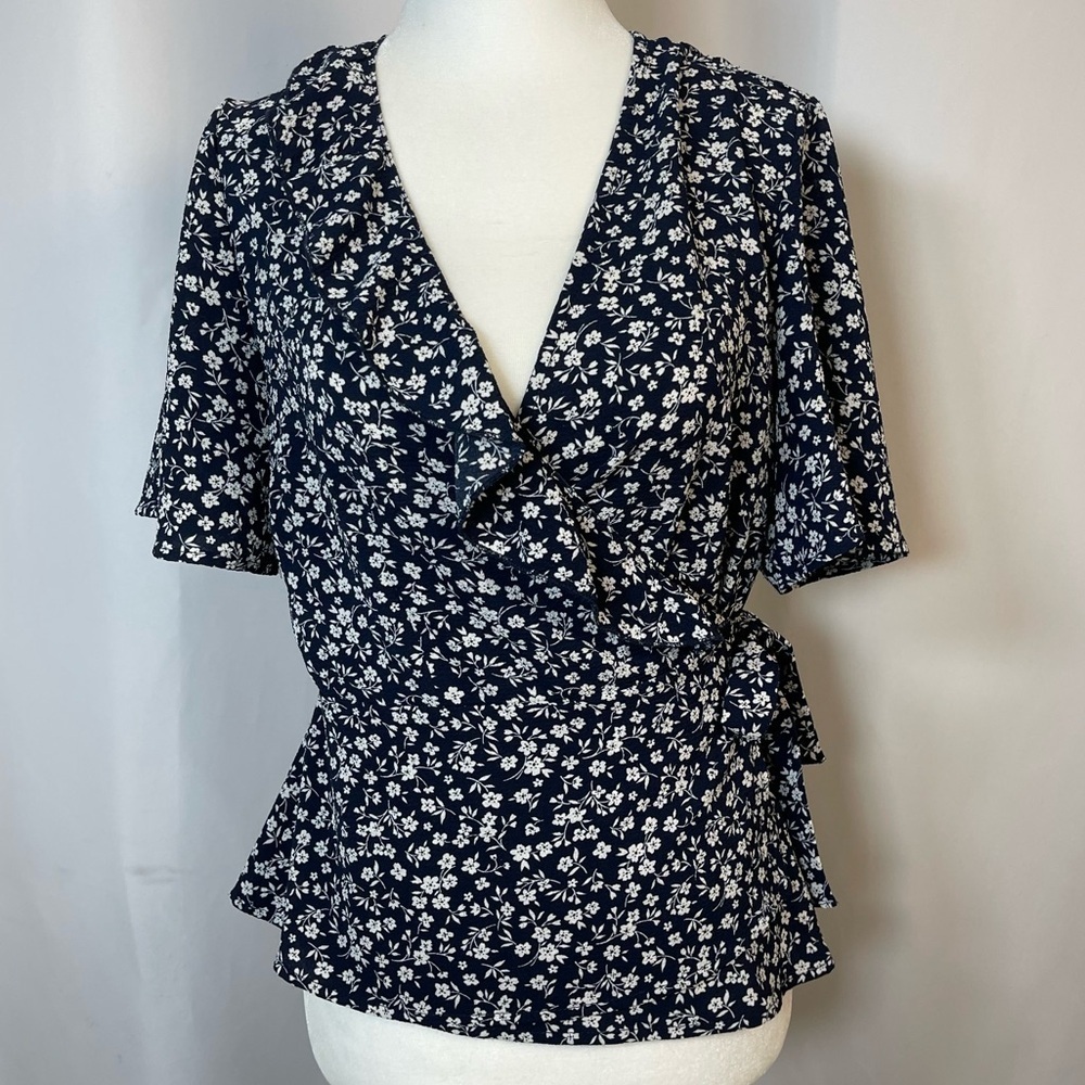 ONLY Vintage Large Floral Wrap Ruffle V Neck Top Blouse Cottagecore Feminine